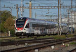 RABe 523 060 in Pratteln. August 2026.