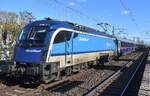 ČD - České dráhy a.s., Praha [CZ] mit dem angemieteten österreichischen railjet Taurus '1216 249' [NVR-Nummer: 91 81 1216 249-3 A-ÖBB] zur Bereitstellung als Nightjet (NJ 457) weiter nach Budapest zur Bereitstellung am 0 ...