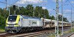 ITL - Eisenbahngesellschaft mbH, Dresden [D] mit ihrer Eurodual Lok   '159 105-6' [NVR-Nummer: 90 80 2159 105-6 D-ITL]und einem Baustoffsch�ttgutzug am 22.06.26 H�he Leipzig Thekla.